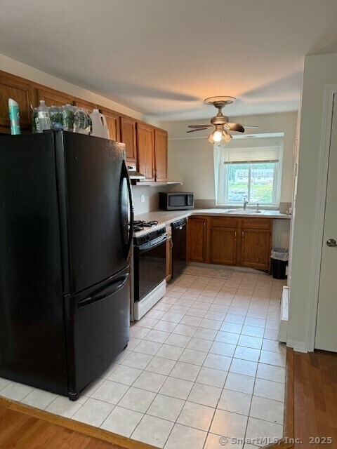 Property Photo:  6 Evergreene 6  CT 06492 