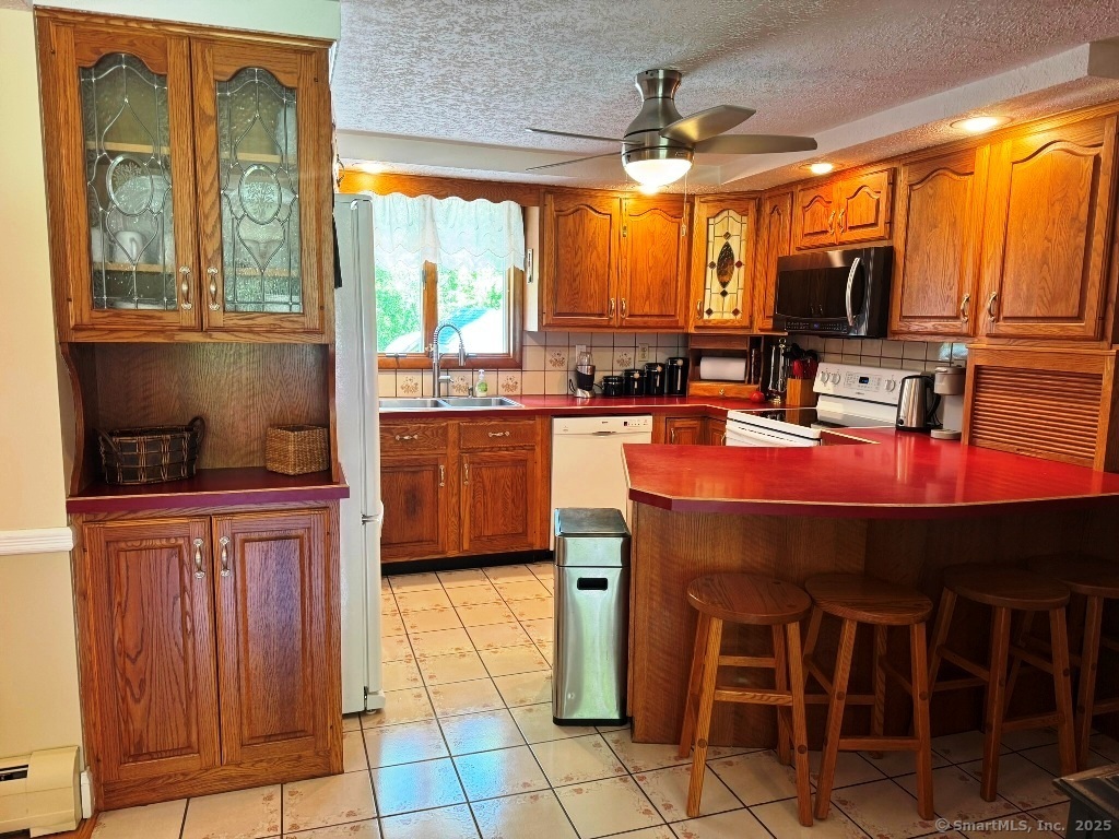 Property Photo:  30 Cedar Avenue  CT 06716 