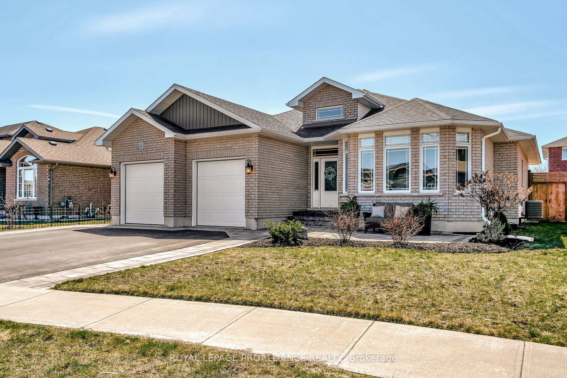 Property Photo: 16 Hummingbird Drive ON K8N 0H7