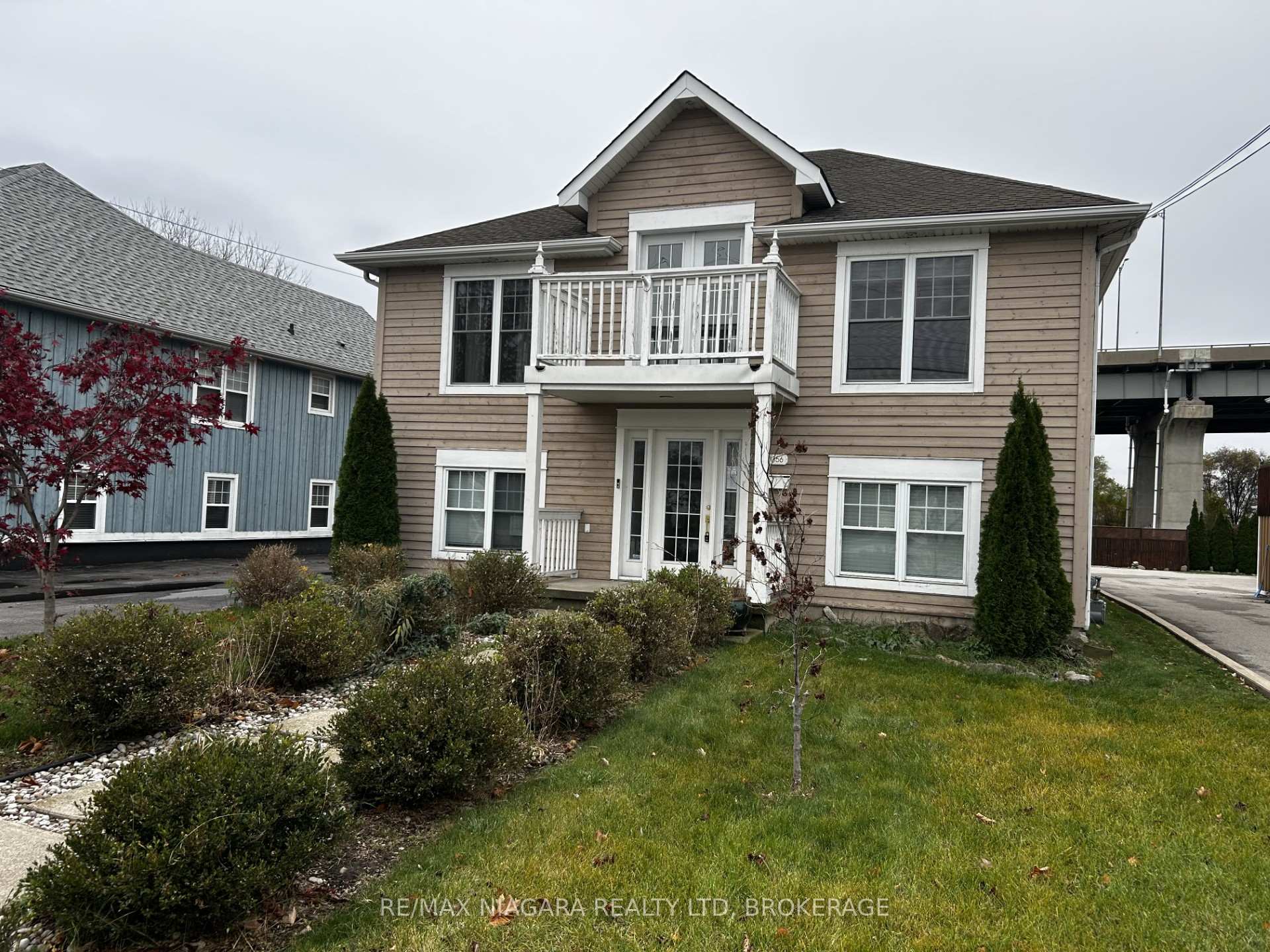 Property Photo: 1056 Beach Boulevard ON L8H 6Z4