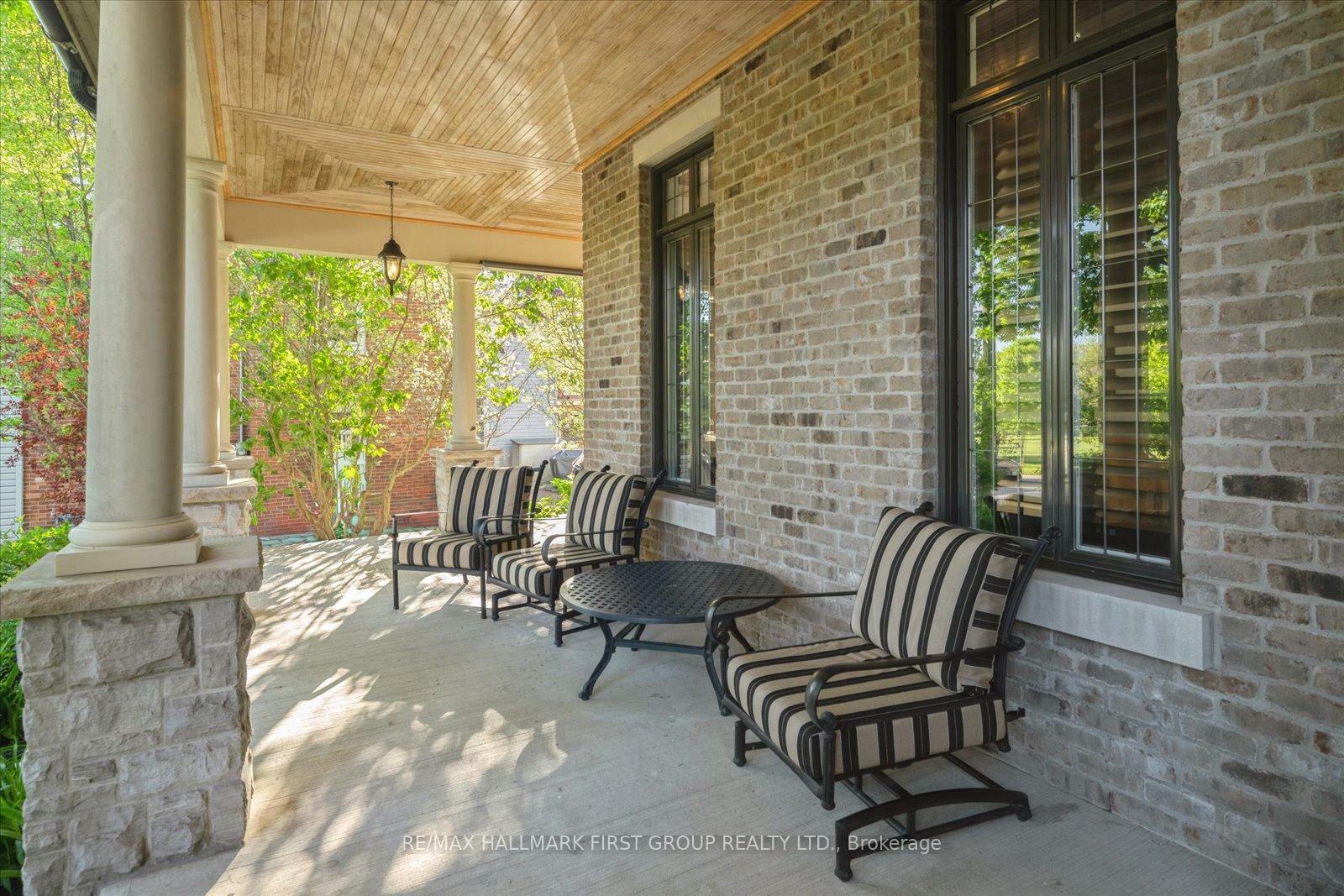 Property Photo:  134 Front Street E  ON L1N 1A1 