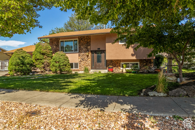 628 N Sir Philip Dr  Salt Lake City UT 84116 photo