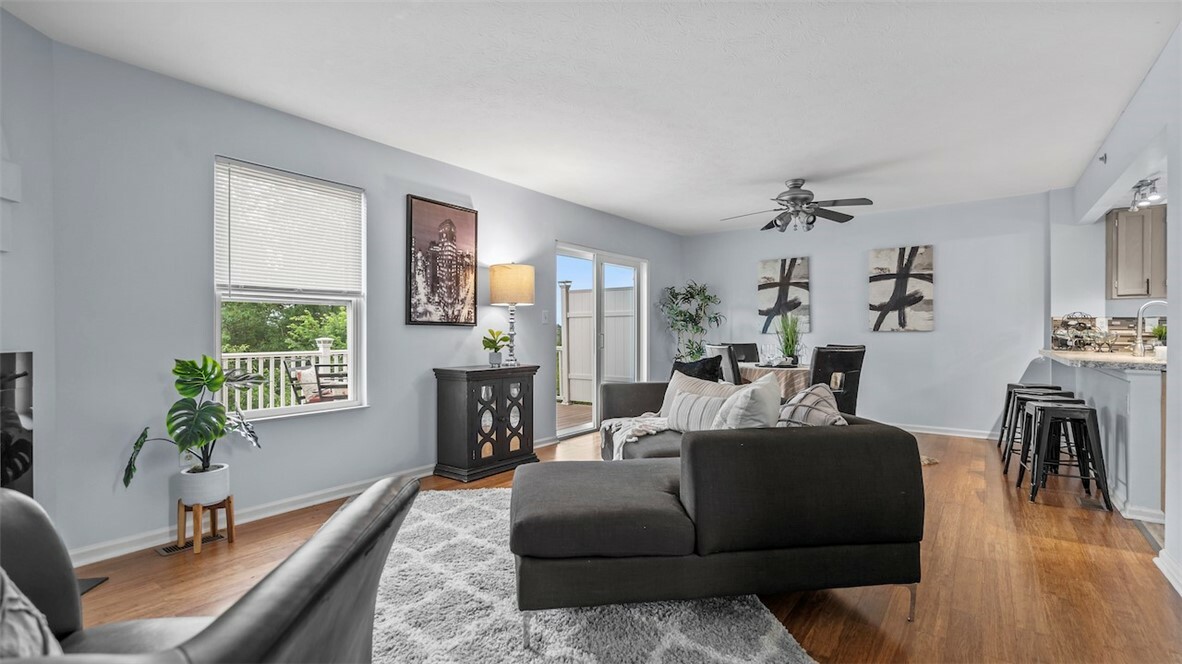 Property Photo:  215 Mountain Dr  PA 15106 