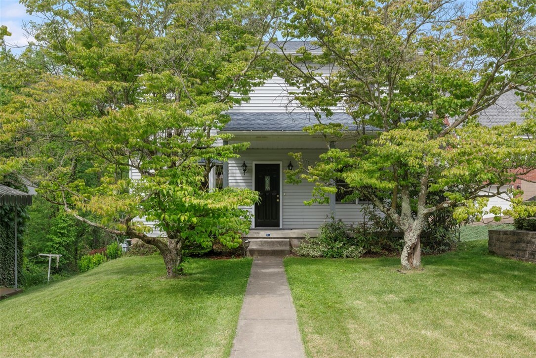 Property Photo: 61 Ehle Ave PA 15108