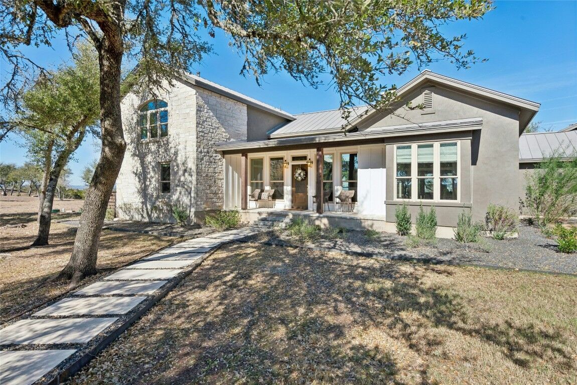 Property Photo: 1276 Canyon Crossing View TX 78620