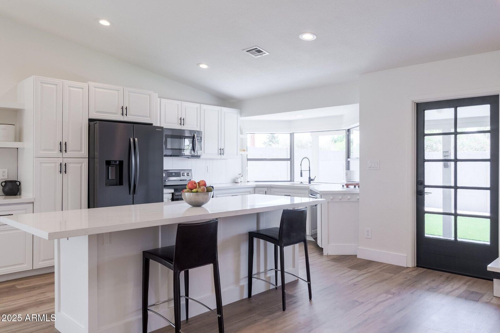 Property Photo: 2309 W Naranja Avenue AZ 85202