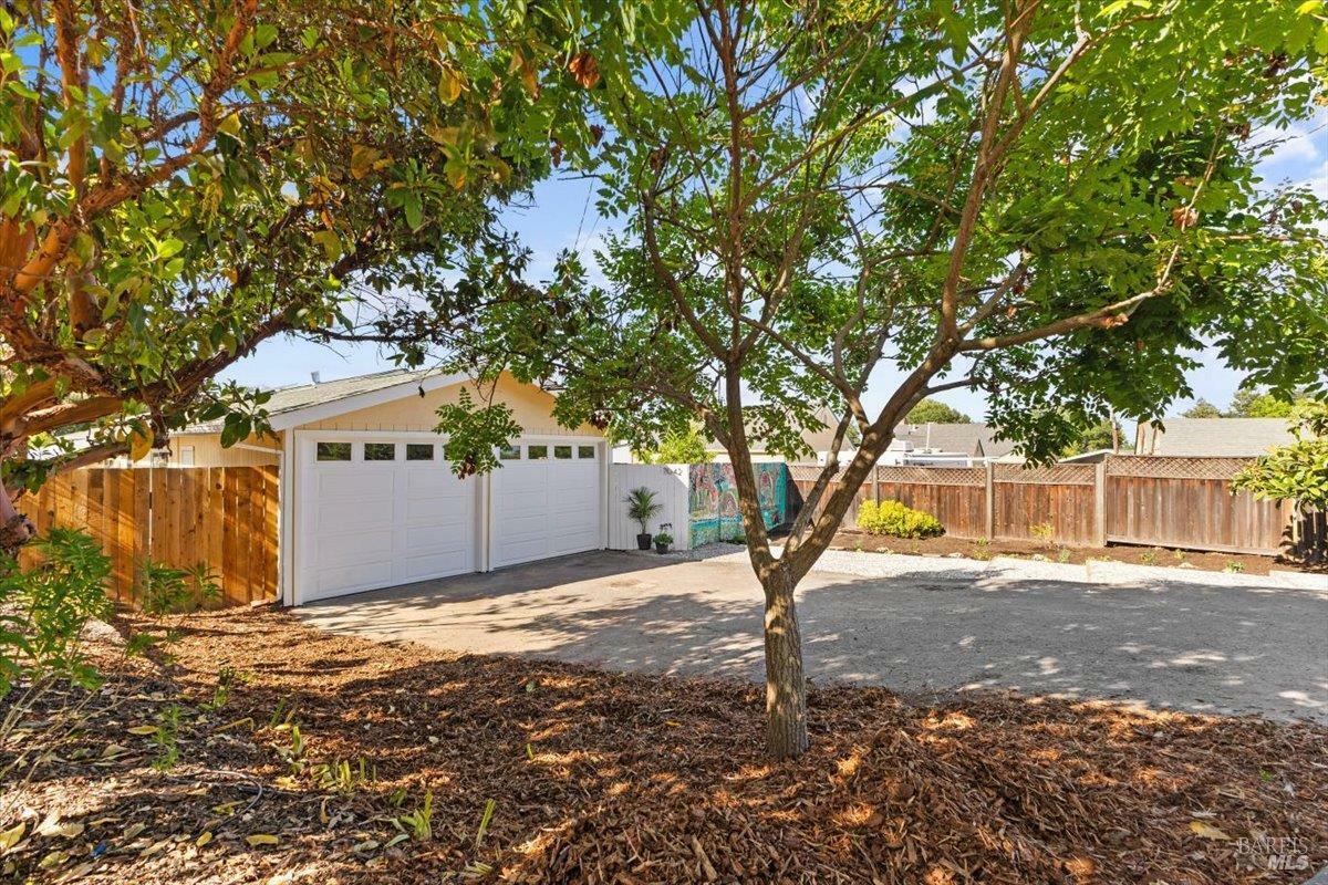 Property Photo: 7042 Fellers Lane CA 95472
