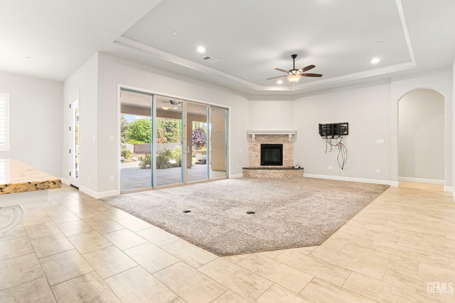 Property Photo: 1500 Jewetta Avenue CA 93312