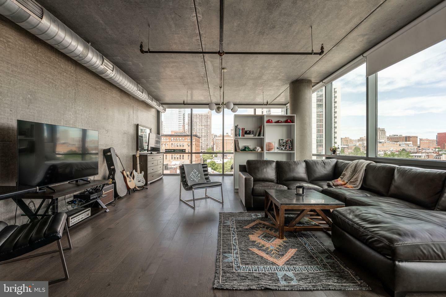 Property Photo: 1352 South Street 508 PA 19147