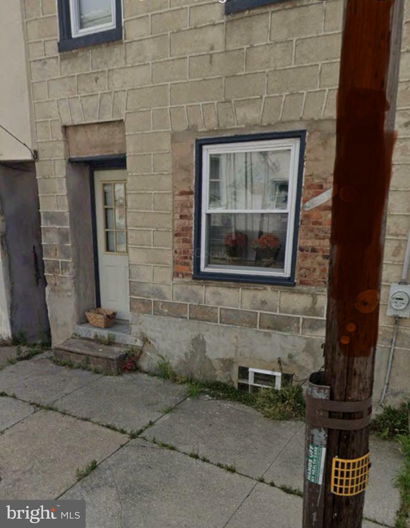 Property Photo: 139 East Street PA 19127
