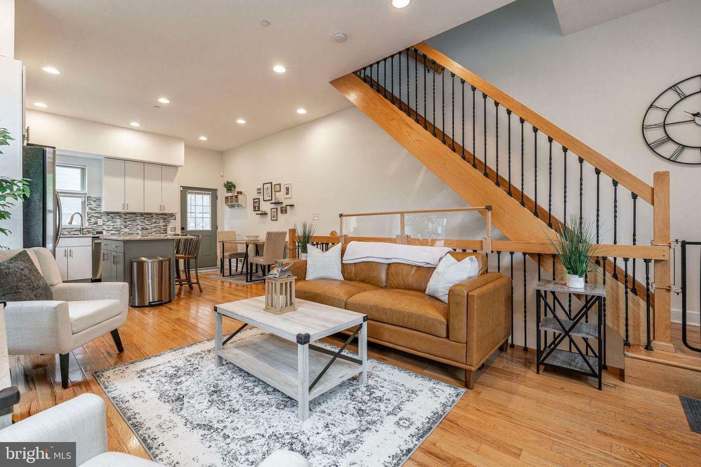 Property Photo: 2307 Carpenter Street PA 19146
