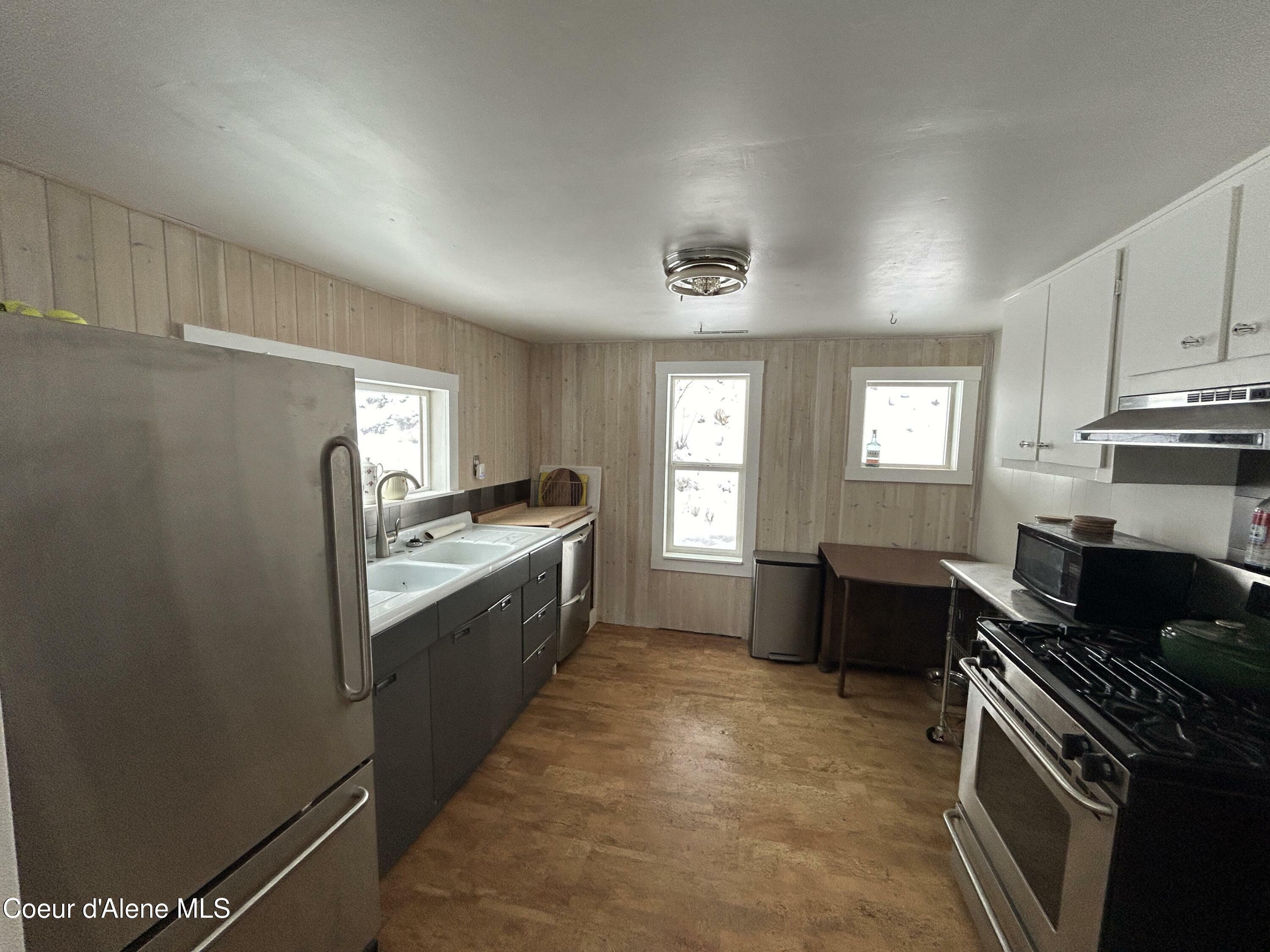 Property Photo: 537 Pine St ID 83846
