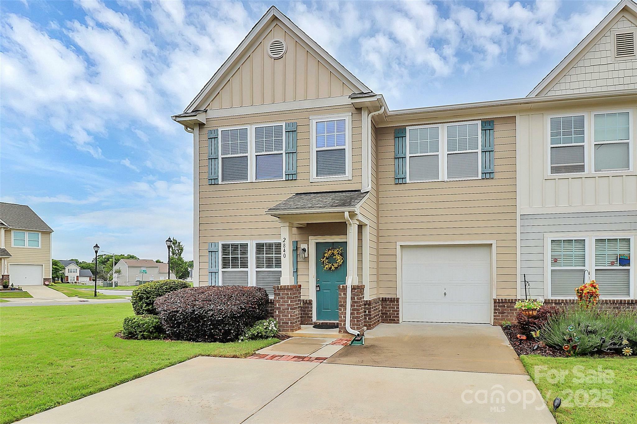 Property Photo: 2840 Hopeton Court NC 28110