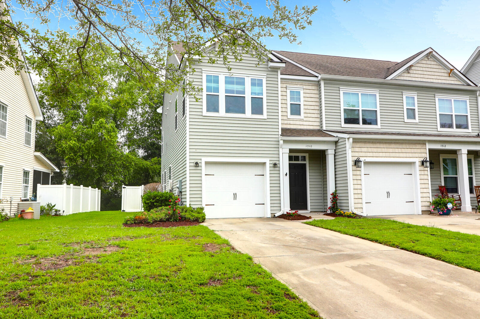 Property Photo:  1510 Royal Colony Road  SC 29455 