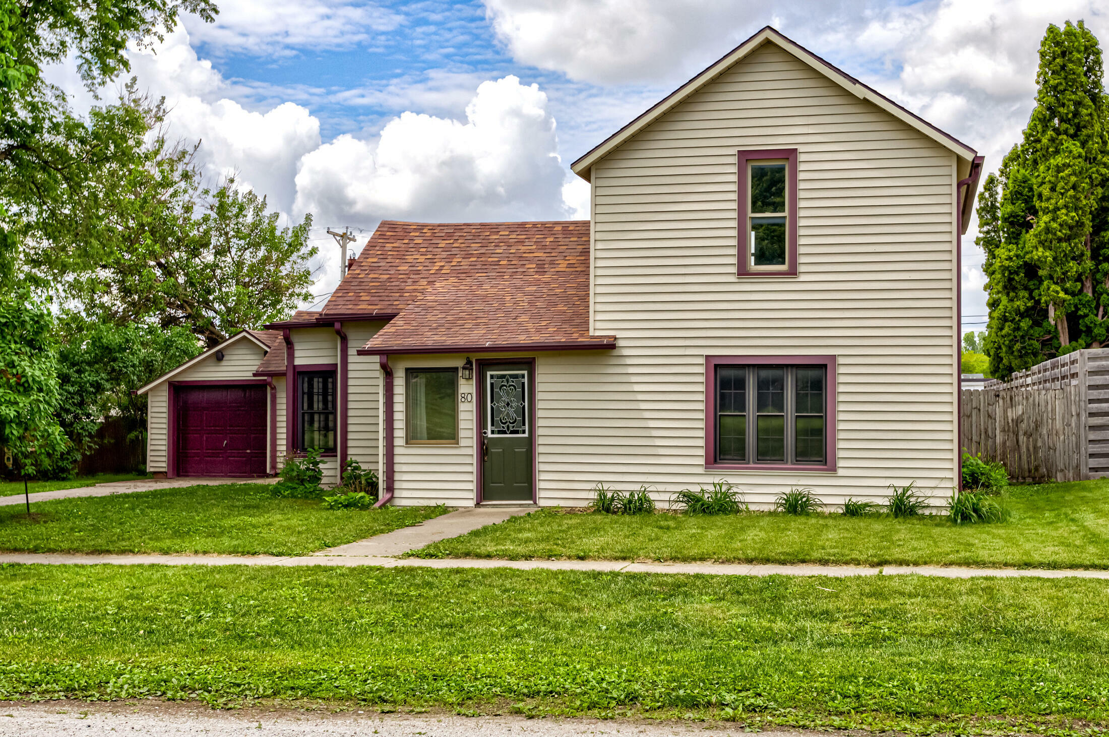 80 Maxwell Street  Maxwell IA 50161 photo