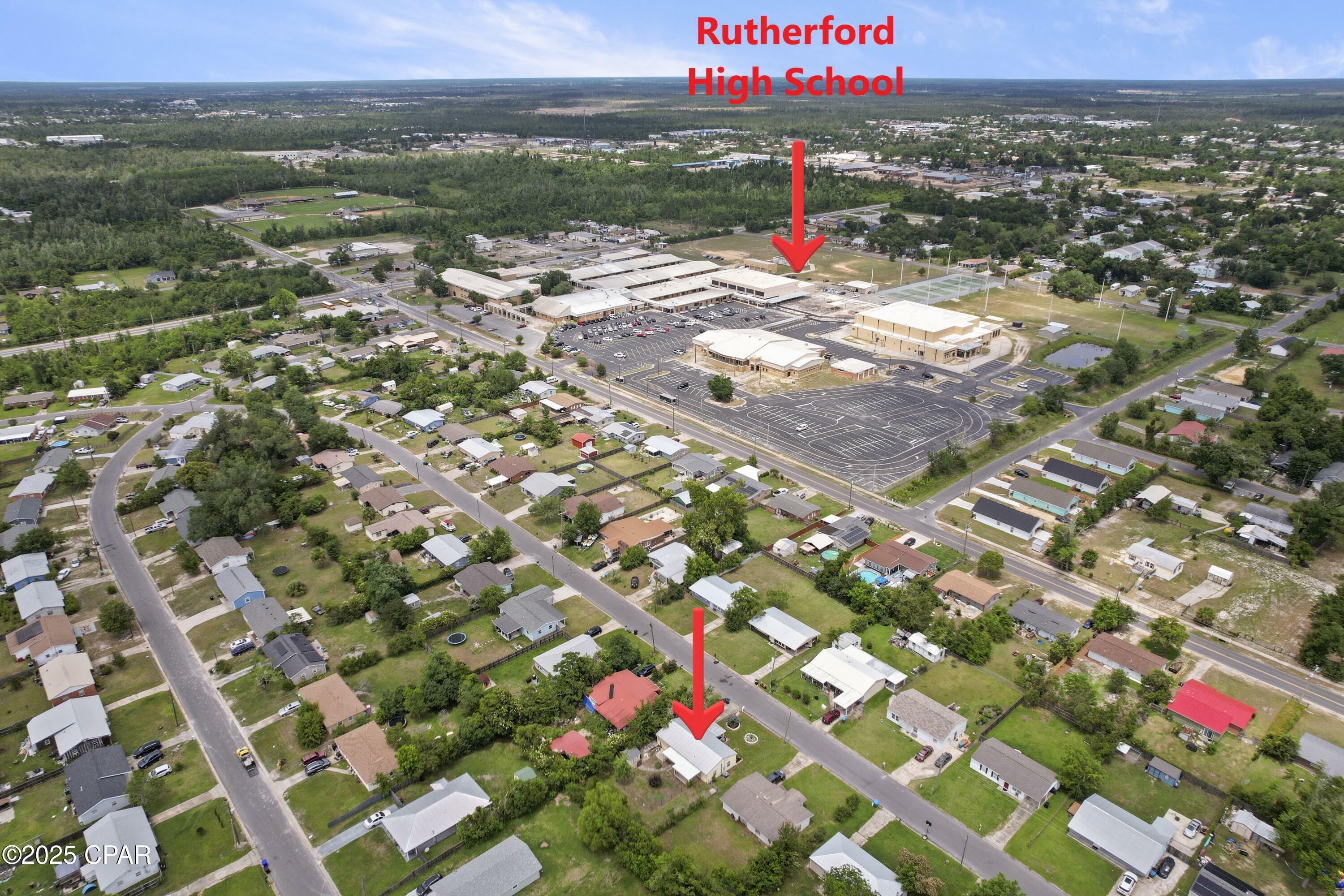 Property Photo: 815 Huntington Drive FL 32401