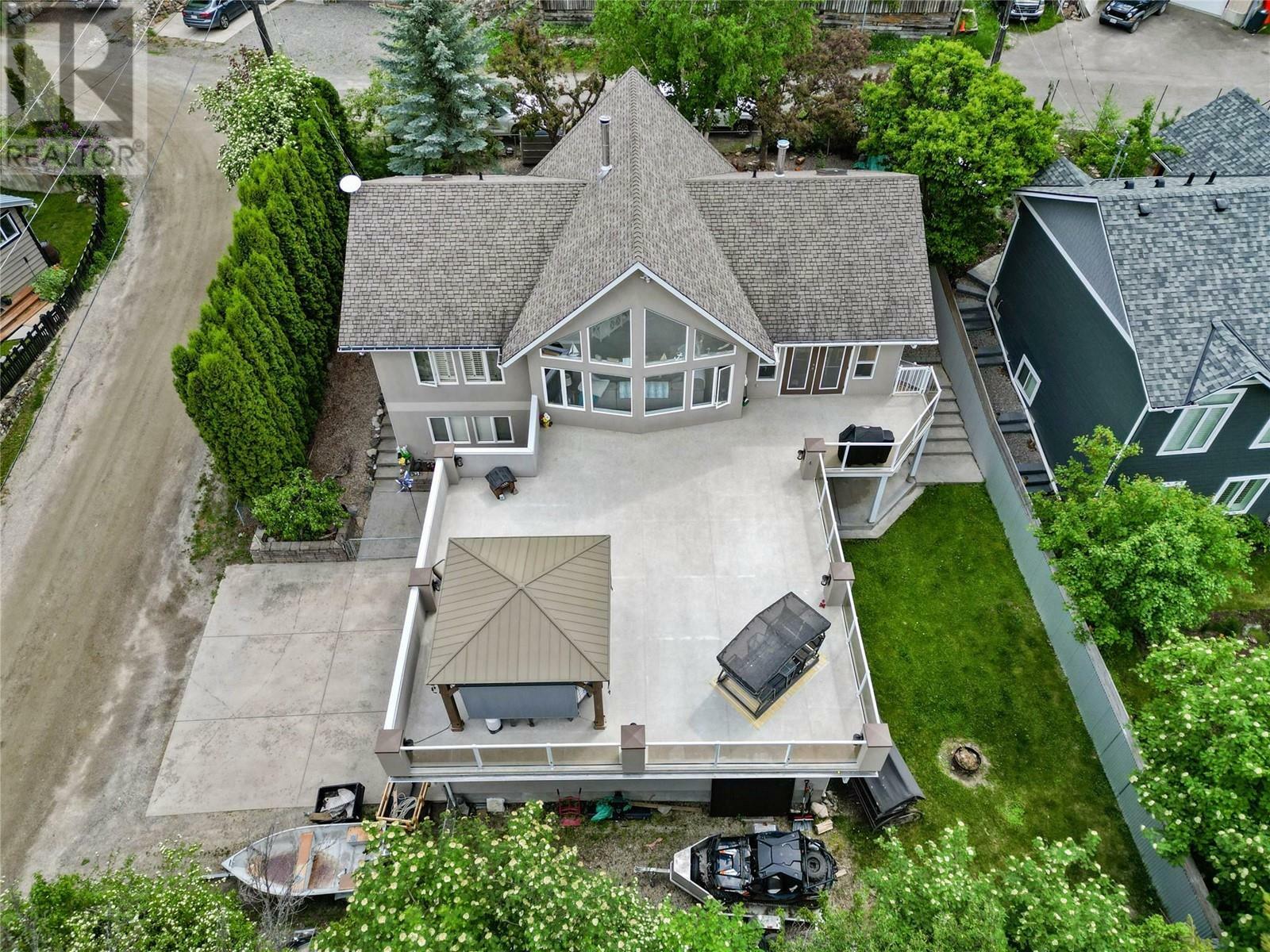 Property Photo: 2245 Paul Lake Road BC V2H 1N9