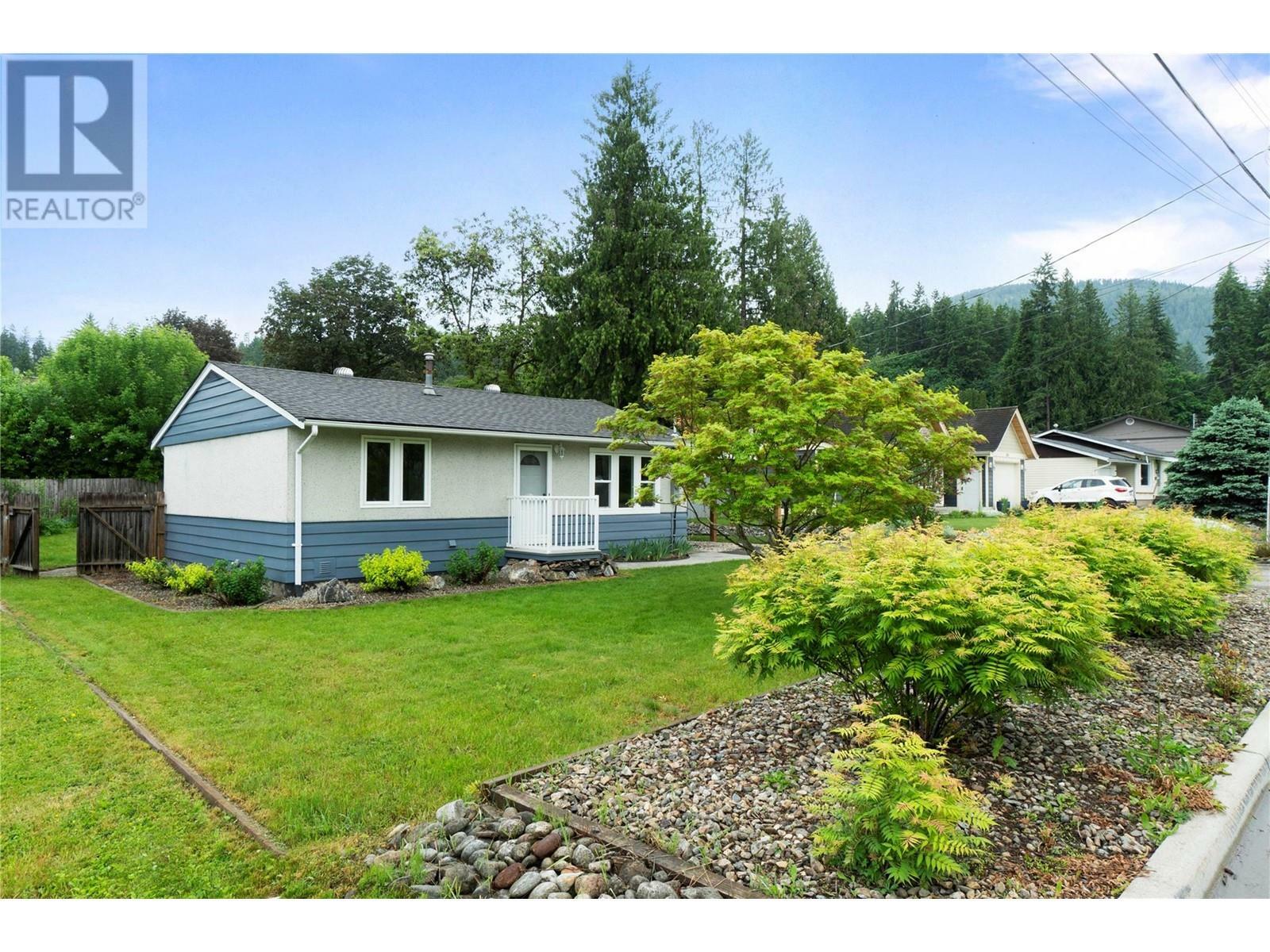 Photo de la propriété: 540 2 Street Southeast BC V1E 4H2