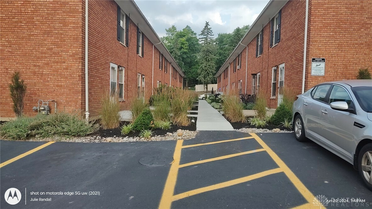 Property Photo: 4627 Far Hills Avenue 5B OH 45429