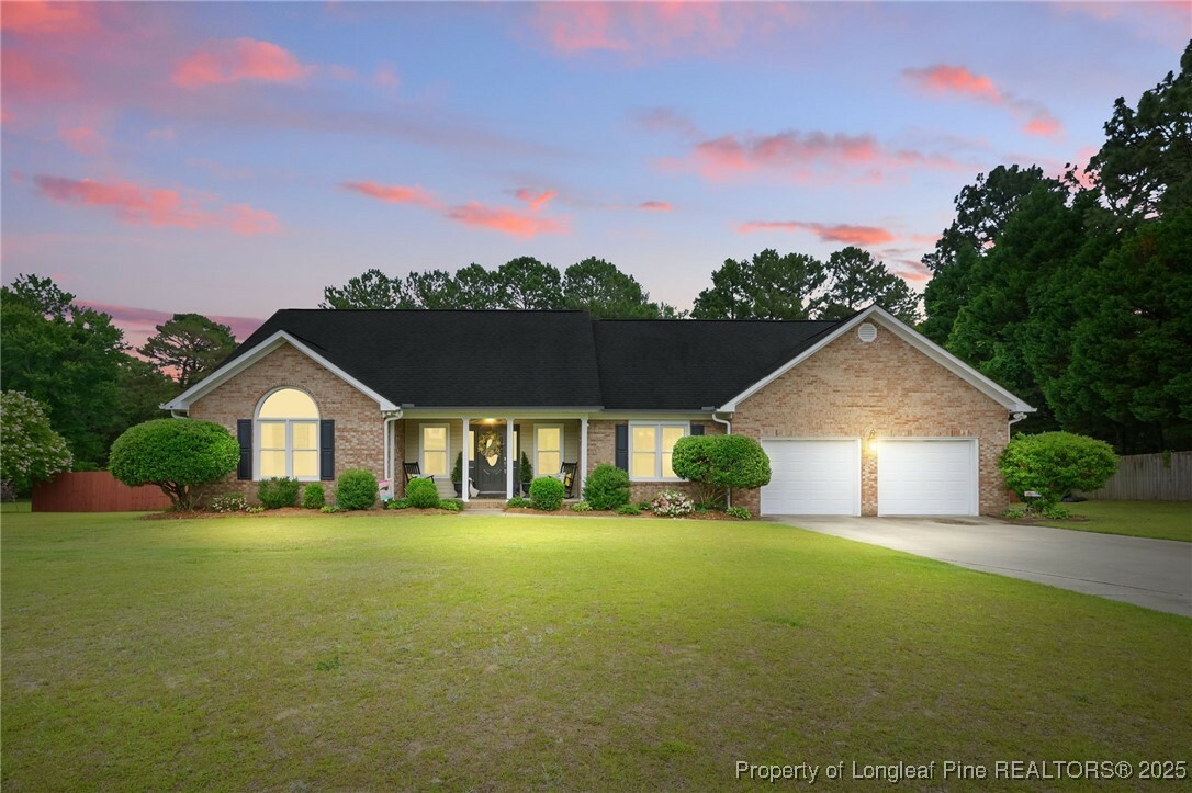 Property Photo: 829 Foxcroft Drive NC 28311