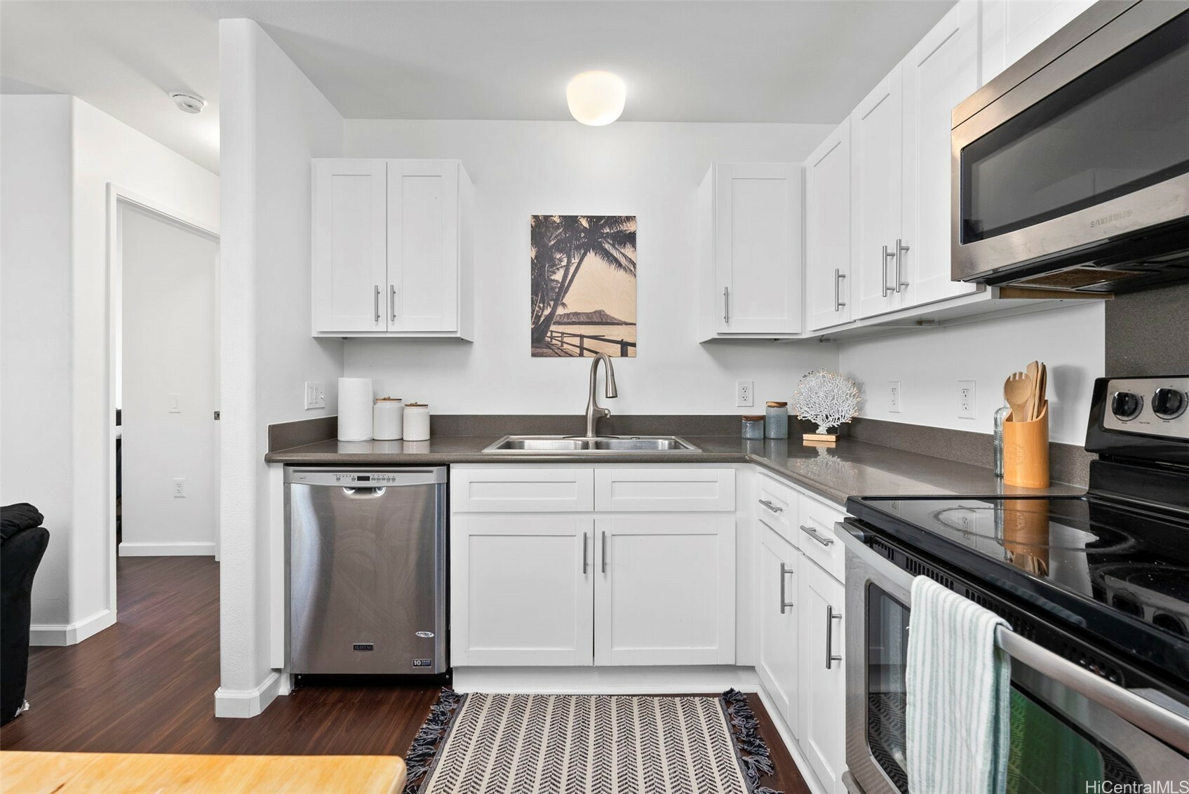 Property Photo:  91-1019 Kamaaha Avenue 1006  HI 96707 