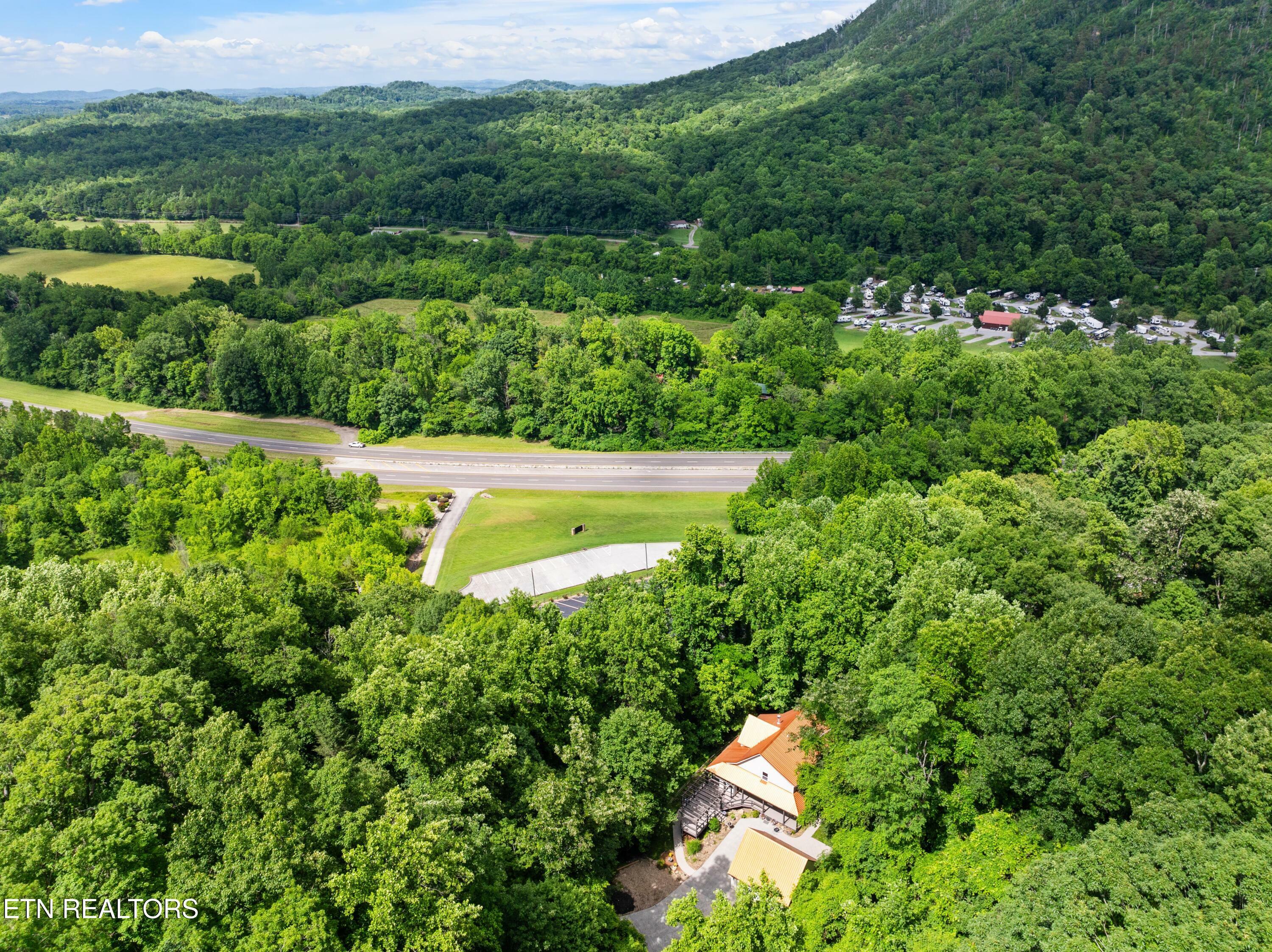 Property Photo: 120 Kingdom Lane TN 37886