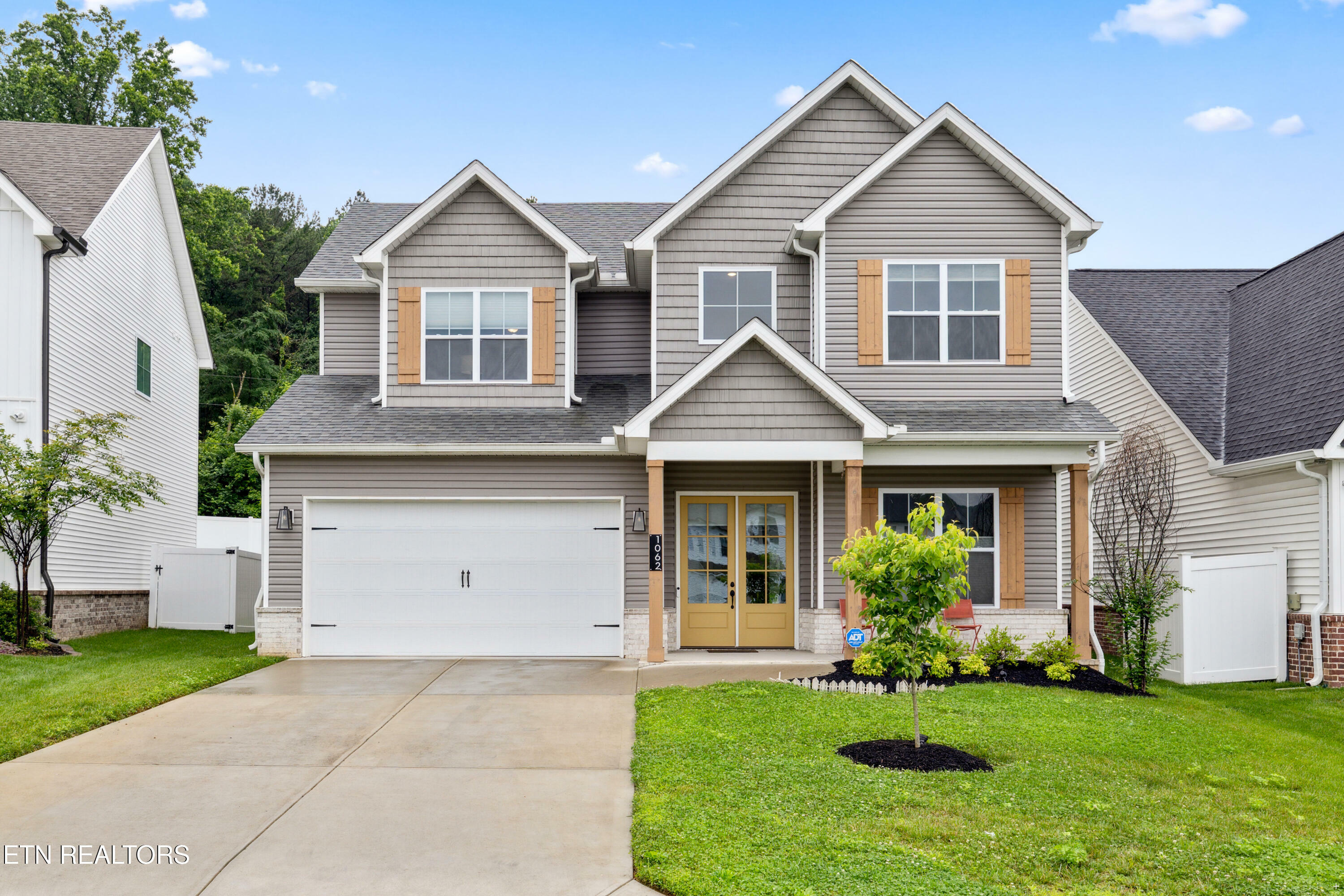 Property Photo: 1062 Belle Pond Ave TN 37932