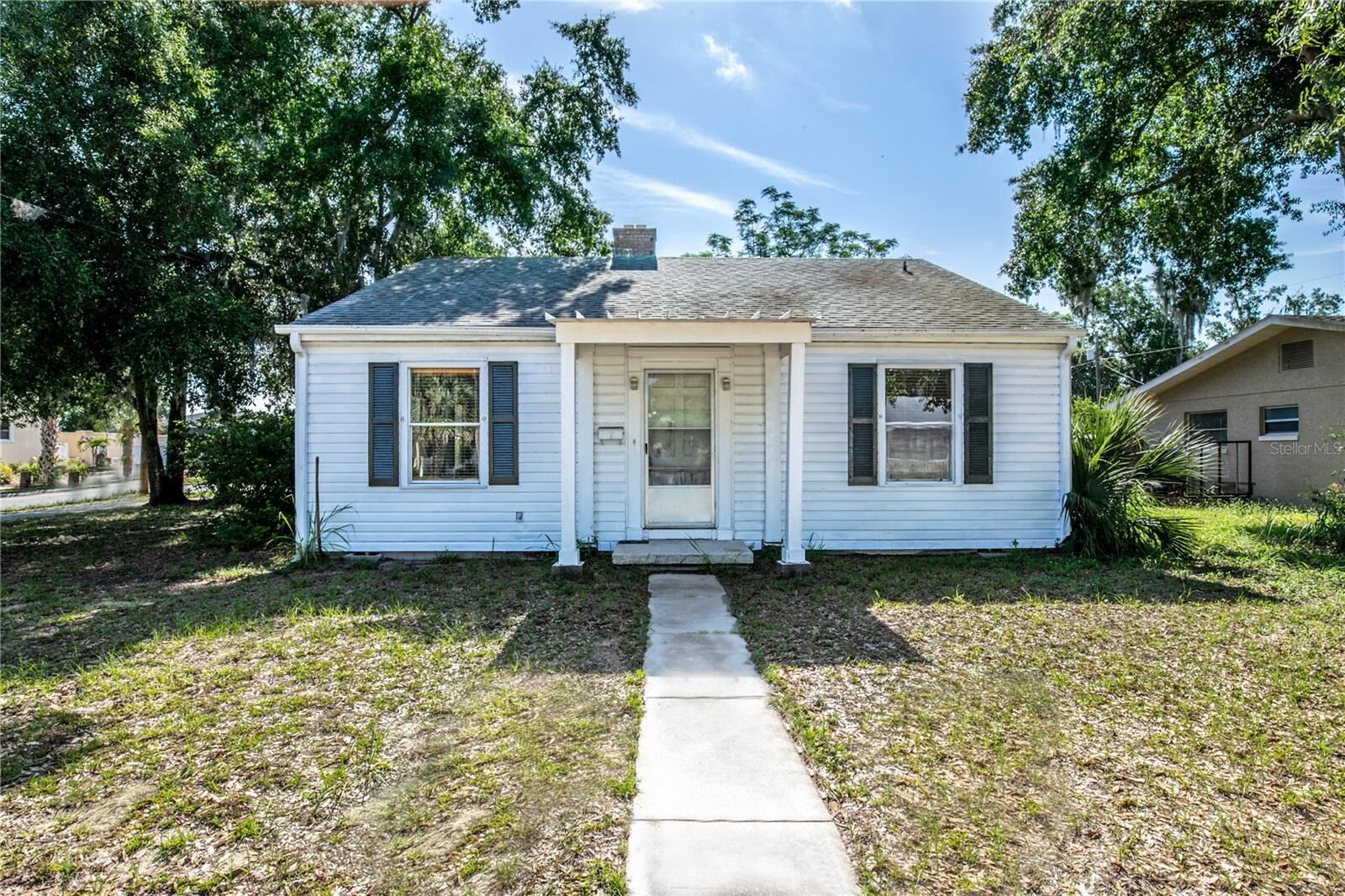 Property Photo: 1003 S Center Street FL 32726