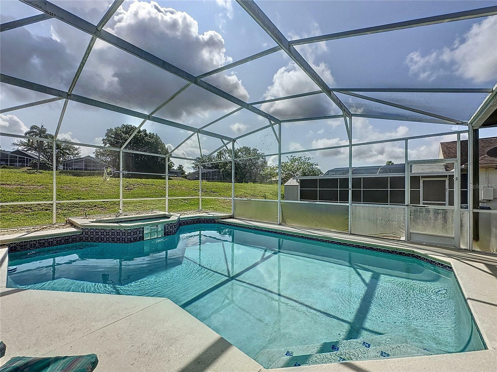 Property Photo: 925 Montana Avenue FL 33897