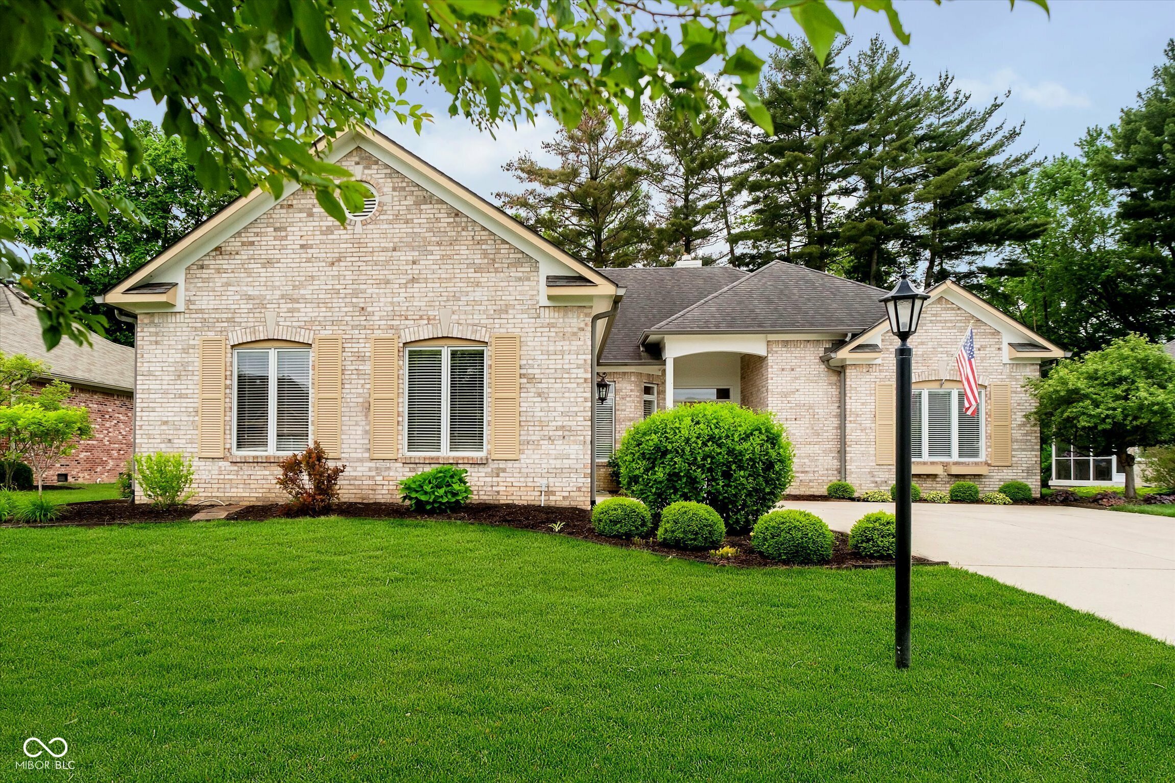 Property Photo: 7271 Catboat Court IN 46038