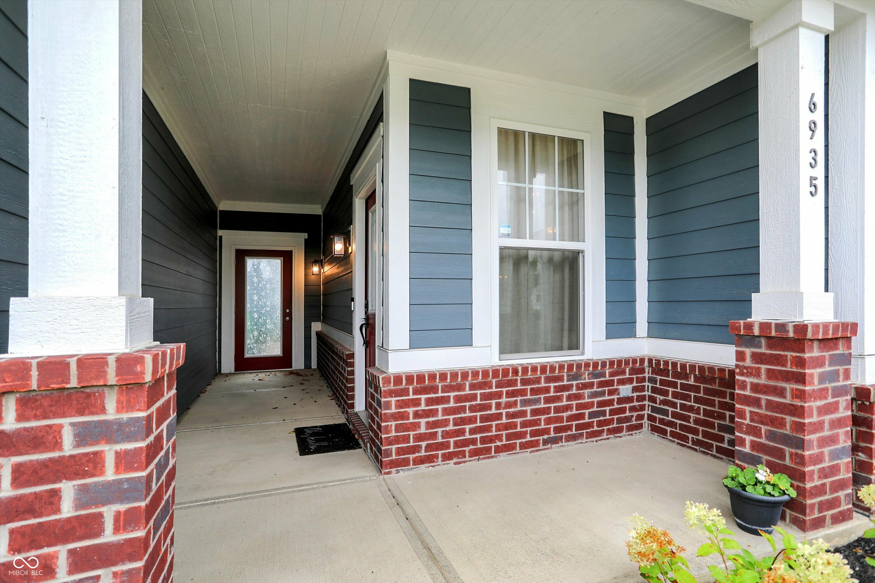 Property Photo: 6935 Antiquity Drive IN 46033