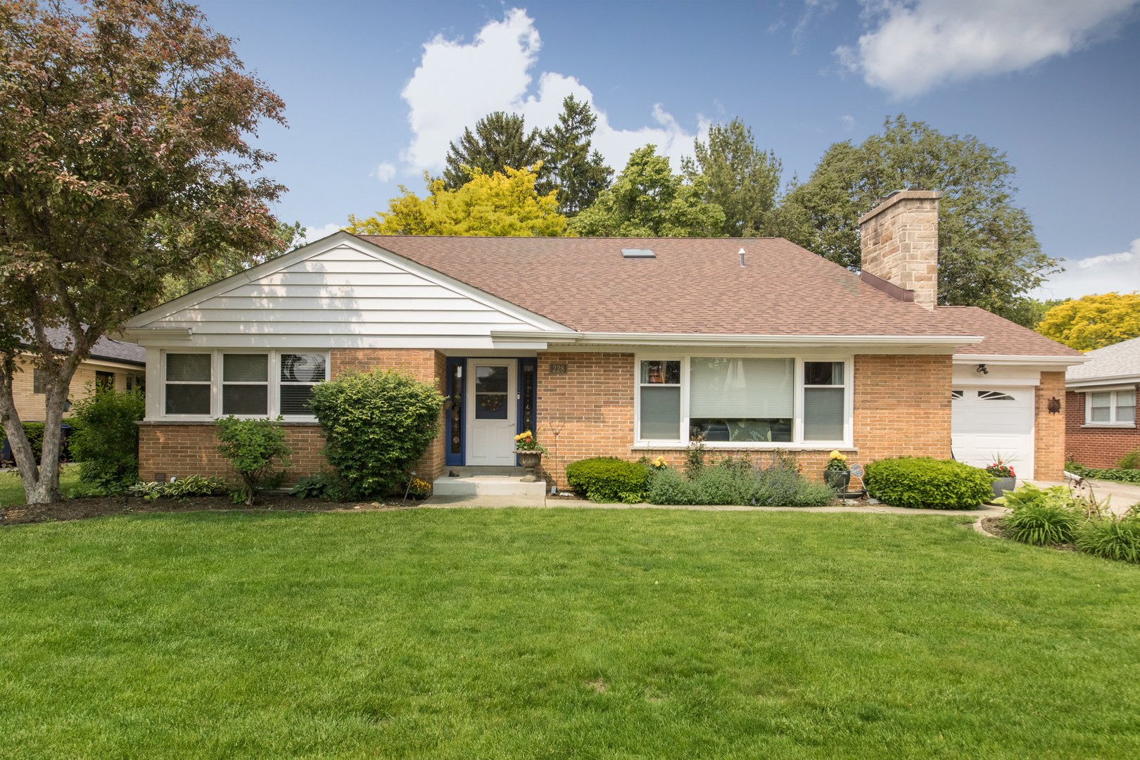 228 Cornell Avenue  Des Plaines IL 60016 photo
