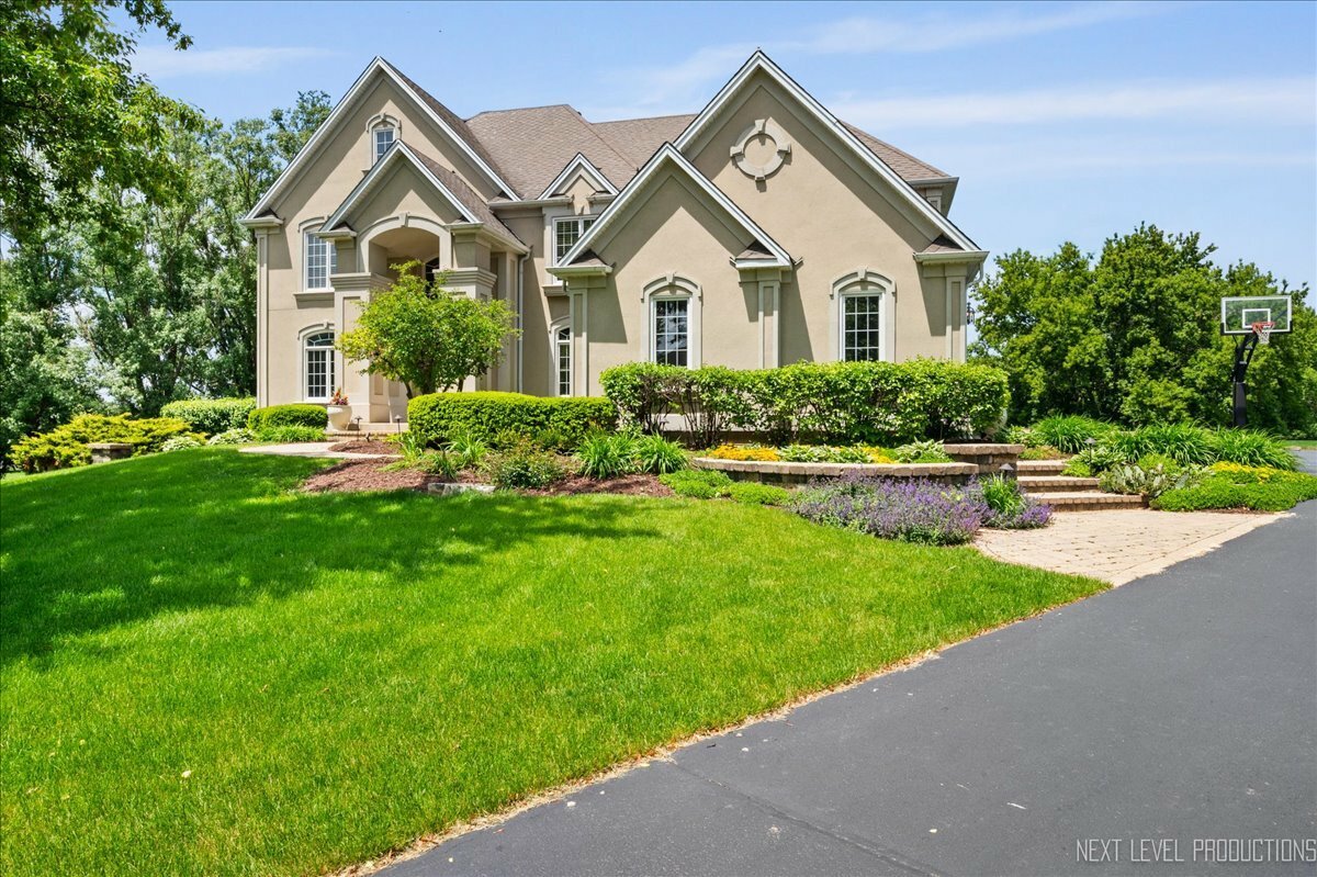 Property Photo: 36W850 Red Gate Court IL 60175