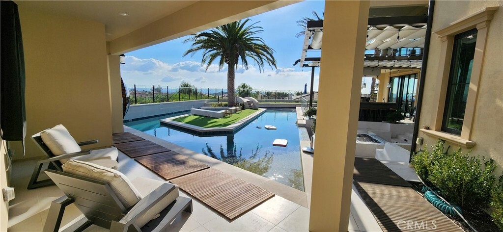 Property Photo:  116 Clear Falls  CA 92602 