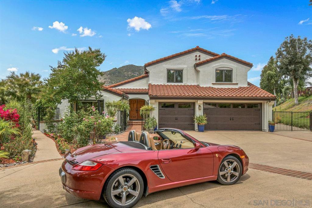 Property Photo: 3609 Monte Real CA 92029