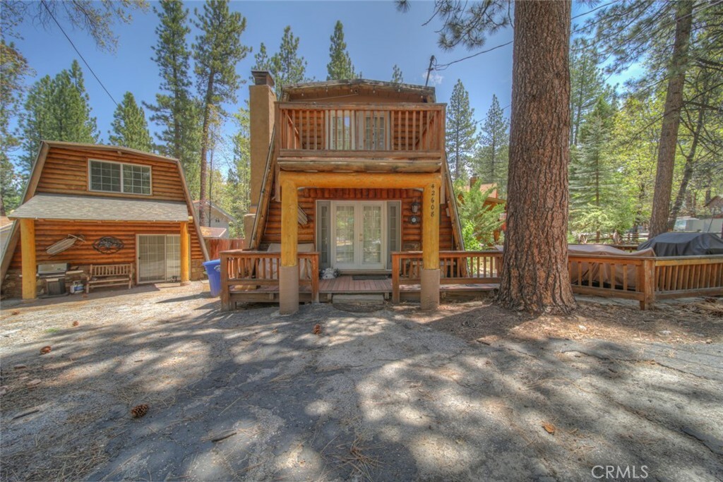 Property Photo: 42608 Cedar Avenue CA 92315