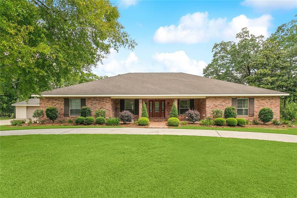 Property Photo: 63 Doubloon Drive LA 70461