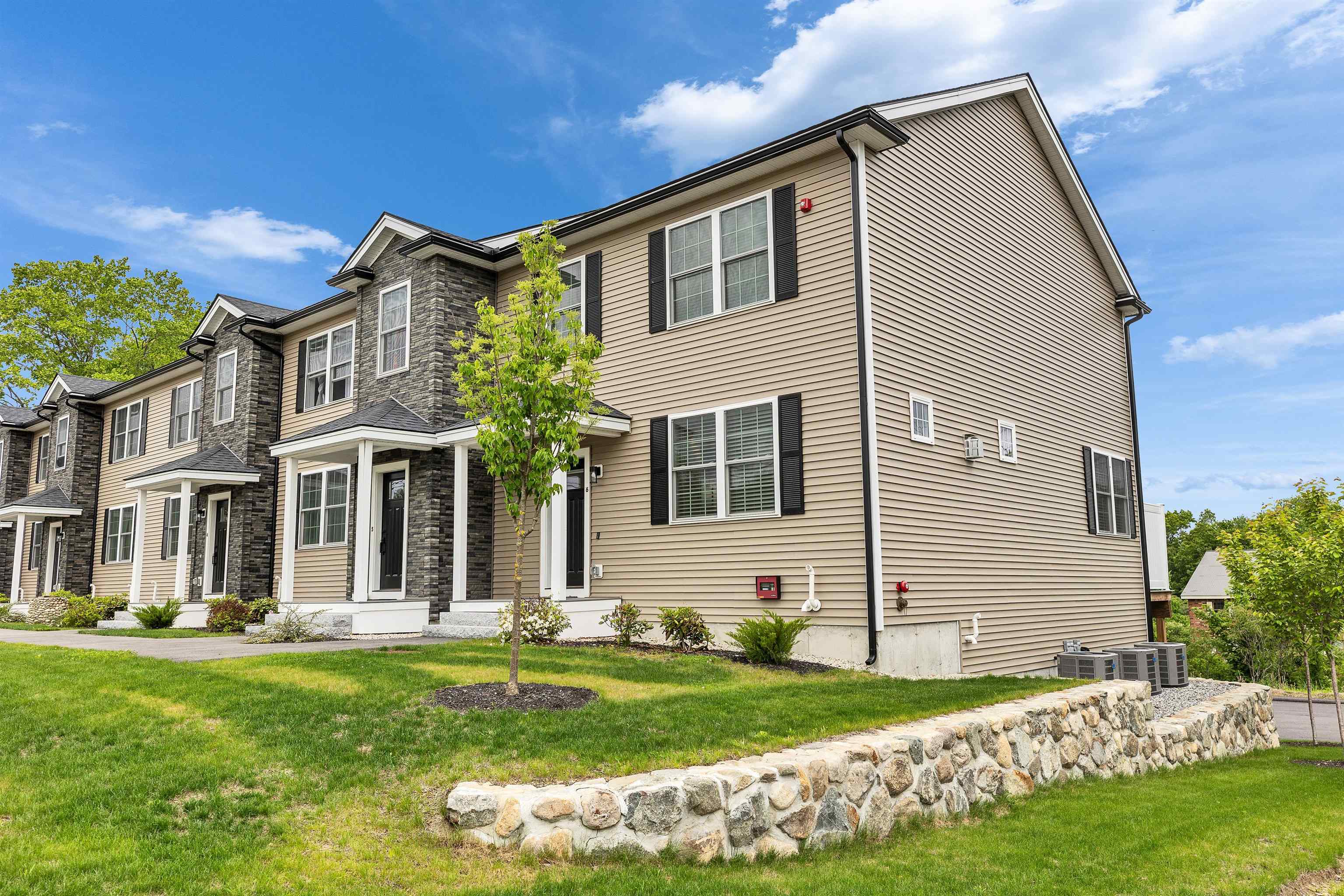 Property Photo:  159 Elm Street  NH 03055 