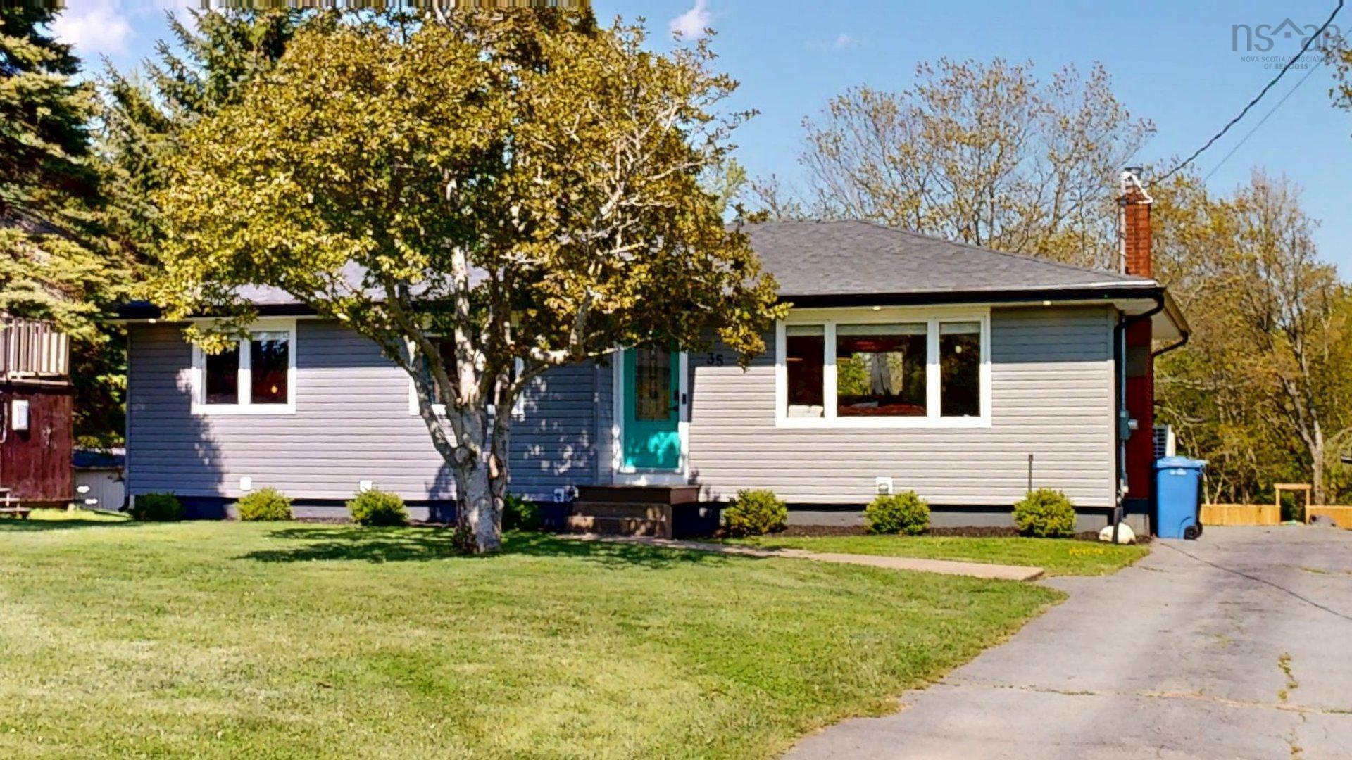 Property Photo: 35 Smith Avenue NS B2V 1M3