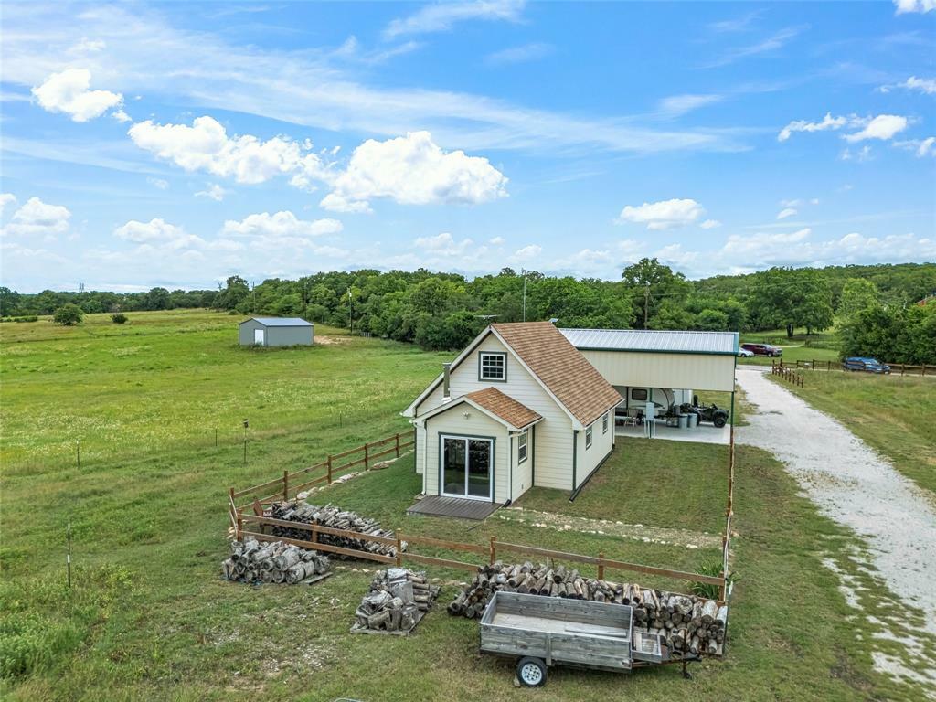 Photo de la propriété:  1185 County Road 1590  TX 76225 