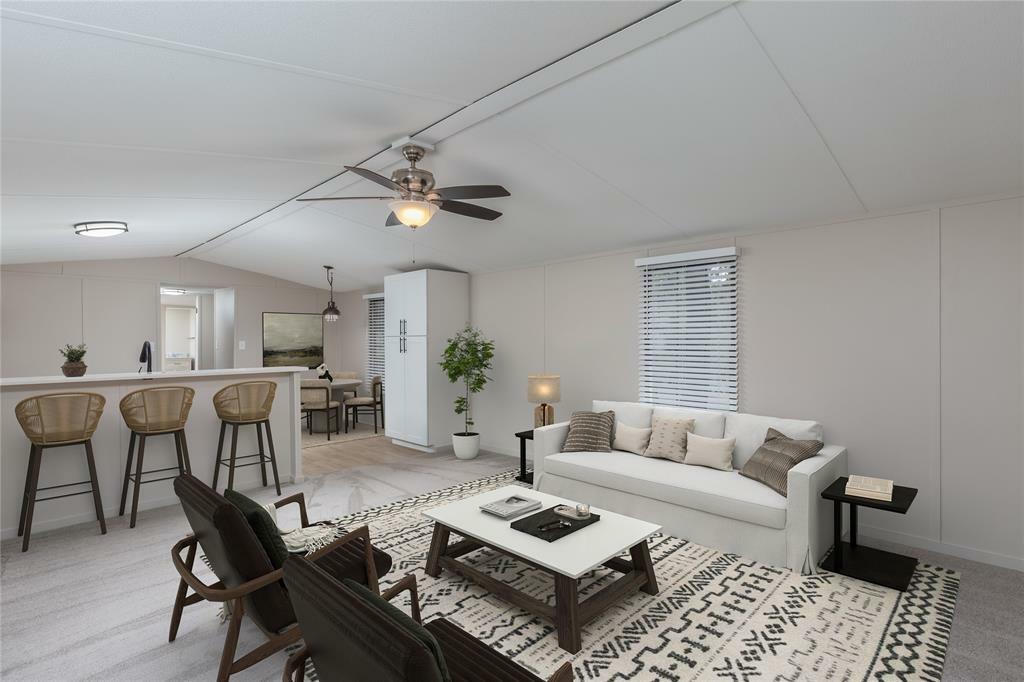 Property Photo: 6017 Hidden Circle TX 76020