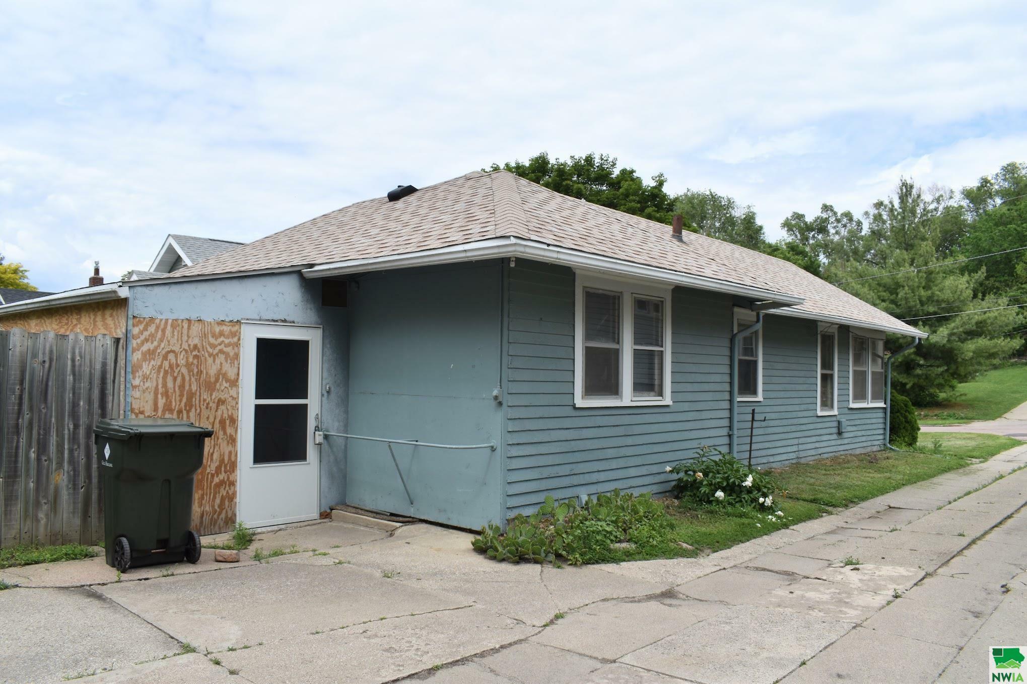 Property Photo: 227 S Judd IA 51103