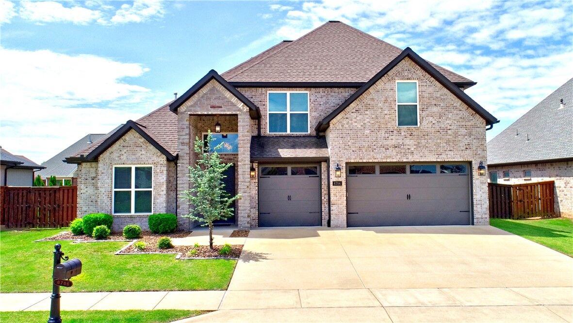 Property Photo:  8706 W Birdsong Lane  AR 72713 