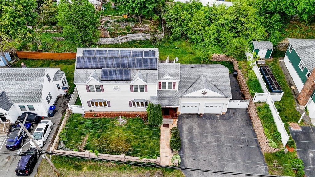 893 Riverside Drive  Methuen MA 01844 photo