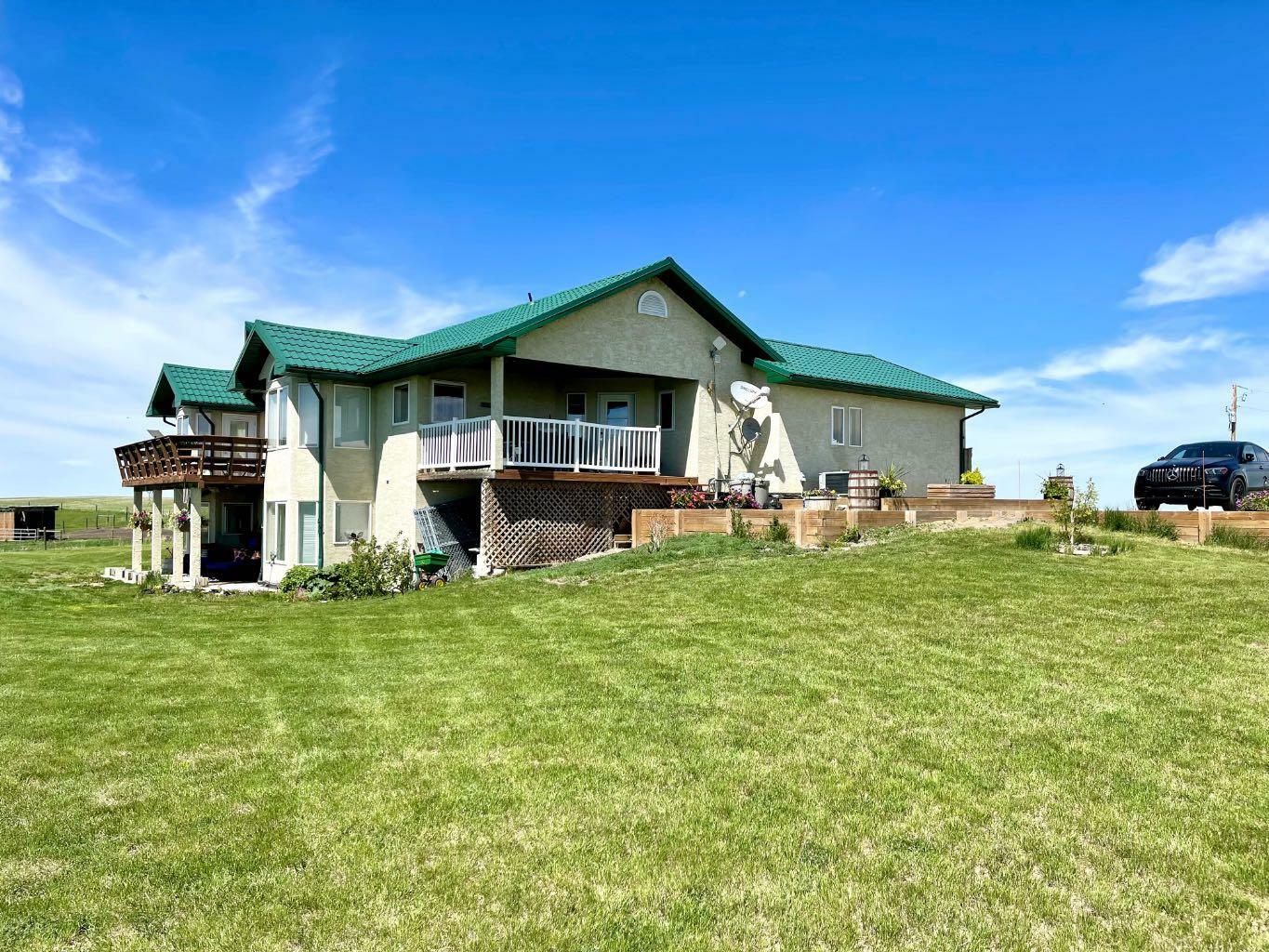 Property Photo: 642243 72 Street E AB T0L 0P0