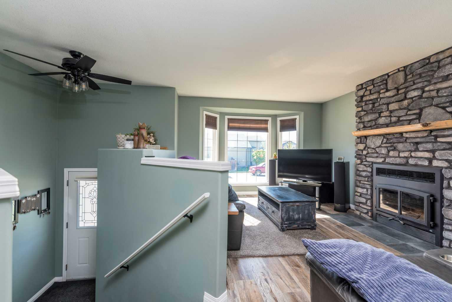 Property Photo: 2011 53 Avenue AB T9V 2G9