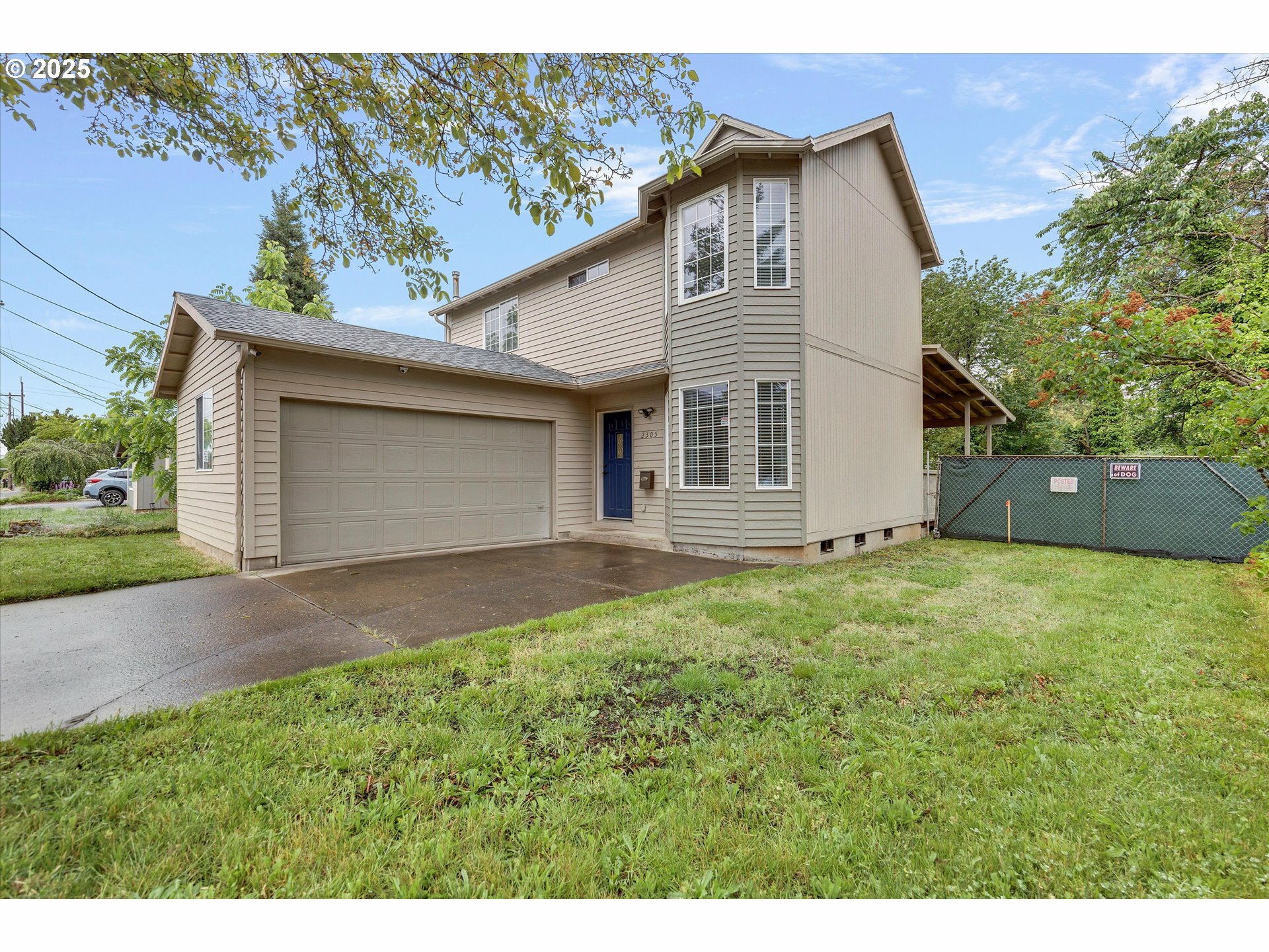 Property Photo: 2305 SE 92nd Ave OR 97216