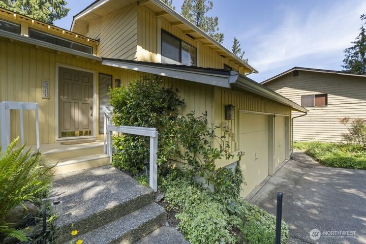 Property Photo: 5911 105th Avenue NE WA 98033