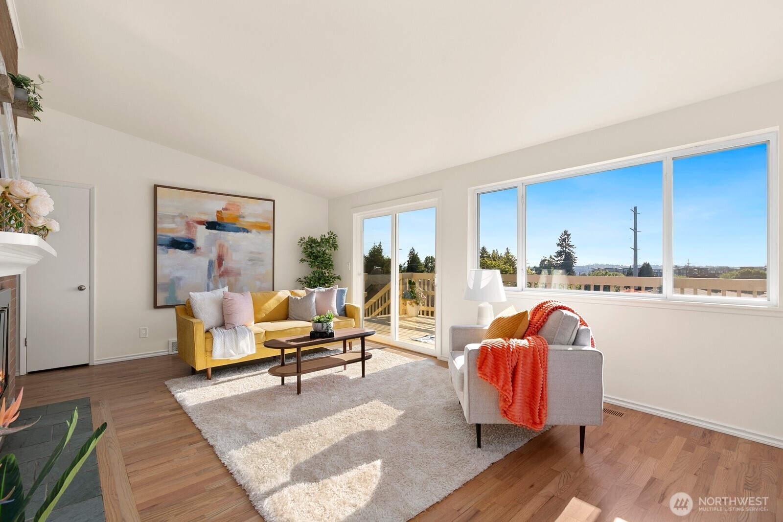 Property Photo: 3311 NE 11th Place WA 98056