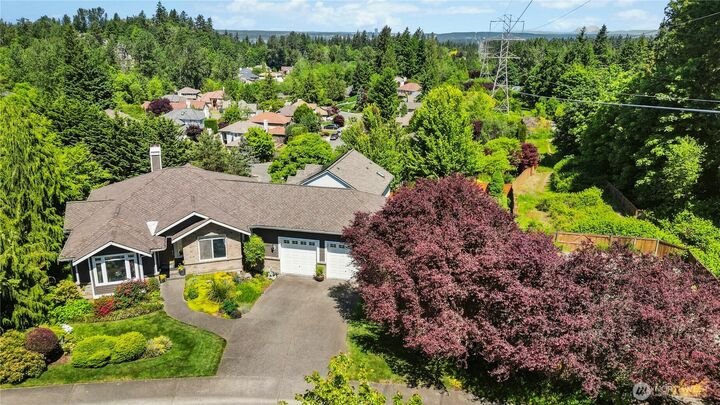 Property Photo:  12232 SE 80th Way  WA 98056 